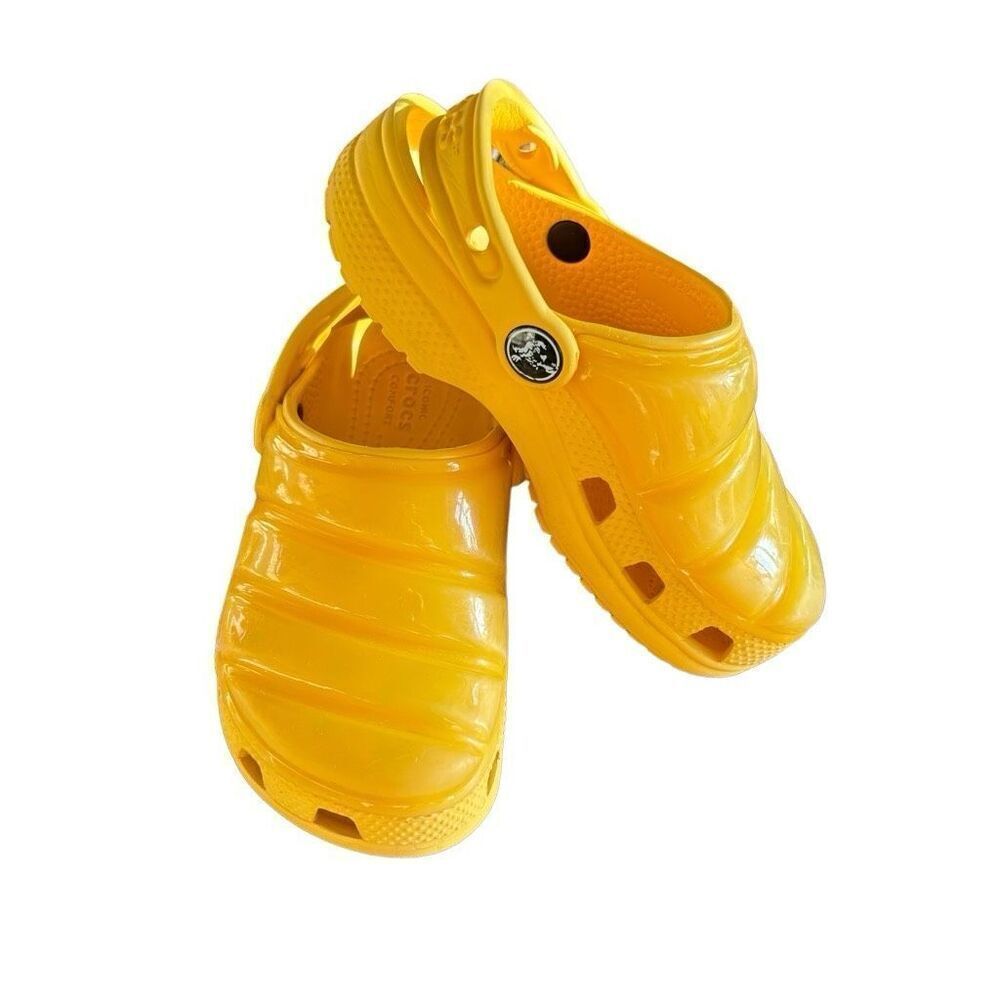 Kids Crocs Classic Neo Puff Clog Unisex Yellow Size 10 Children